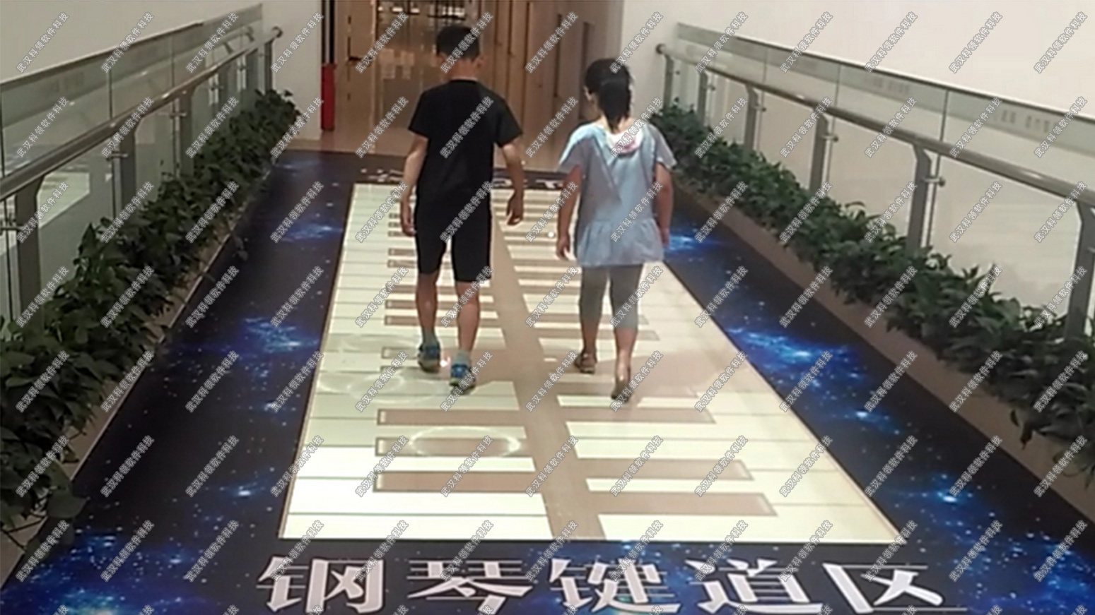 互动钢琴4-logo.jpg